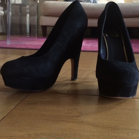 Dolce Vita suede pumps