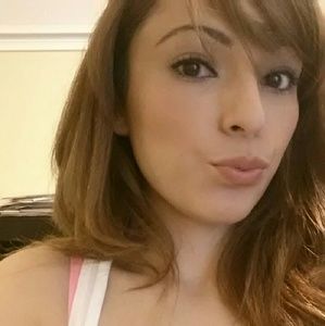 Meet your Posher, Evelyn