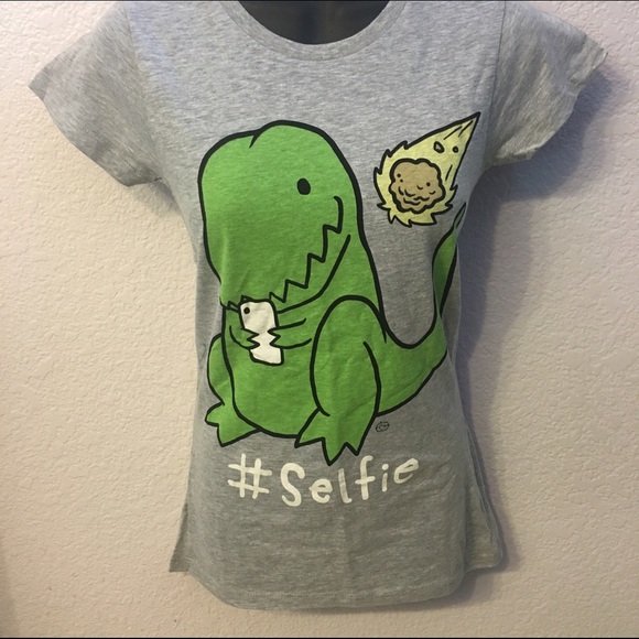 Dinosaur "Selfie" Tee