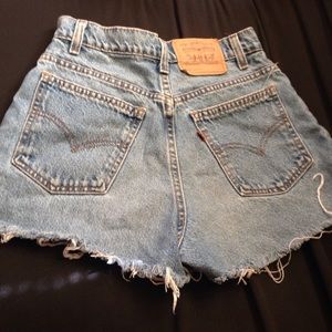 Levi's Cut-off Short Shorts