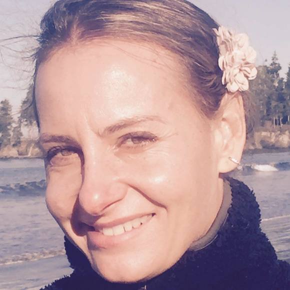 Meet your Posher, Lucie - Picture 1 of 1