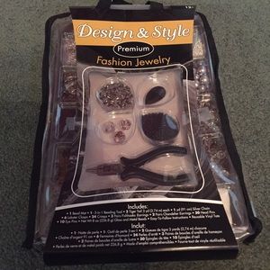 Jewelry making kit