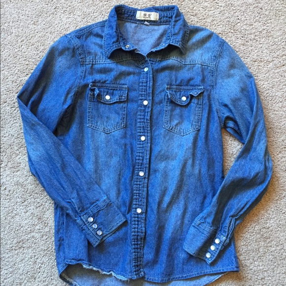 Bundle(3) - 2 Flannel Plaid Shirts & 1 Denim Shirt - Picture 3 of 4