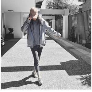 Meet your Posher, Nam anh