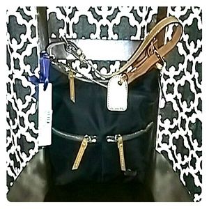 Dooney & Bourke 1975