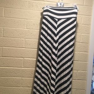 comfy maxi skirt