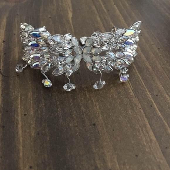 Genuine Swarovski Poem Bracelet-comes with box