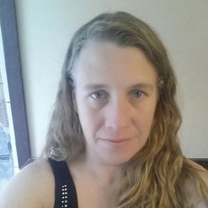 Meet your Posher, Kelli