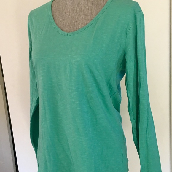 Horny Toad apple green long sleeved tee