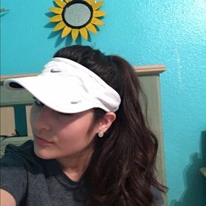 Nike visor