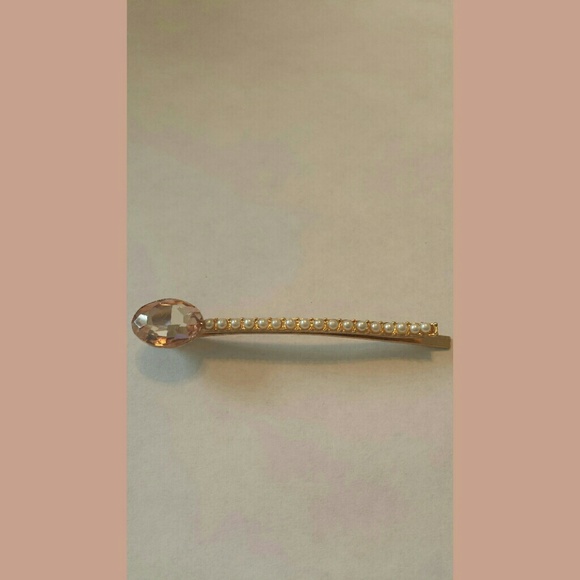 Beautiful Hair Pin - Picture 2 of 3