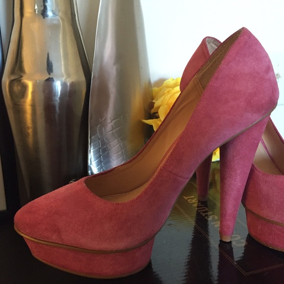 Platform heels - Picture 3 of 3