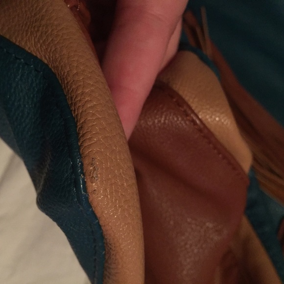 (SOLD) Teal Steve Madden Purse - Picture 4 of 4