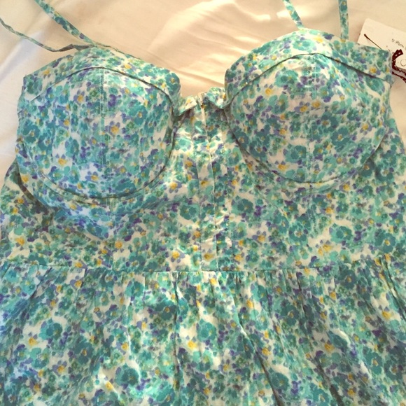 Jessica Simpson Floral bustier mini dress. NWT