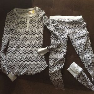 2 piece pajama set from Dillard's. Size xs.