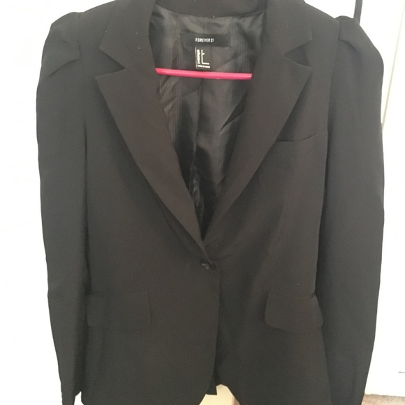Black blazer - Picture 1 of 1