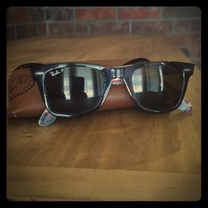 Ray-Ban wayfarer polarized sunglasses