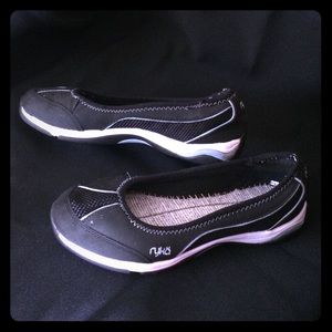 Black Ryka Slip on Walking/ Tennis shoes Size 6.5