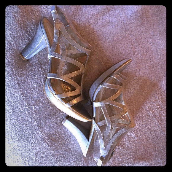 Naturalizer Danya heels size 10W
