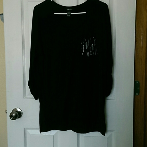 Black shirt