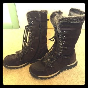 Skechers Brown Suede and Fur Snowboots