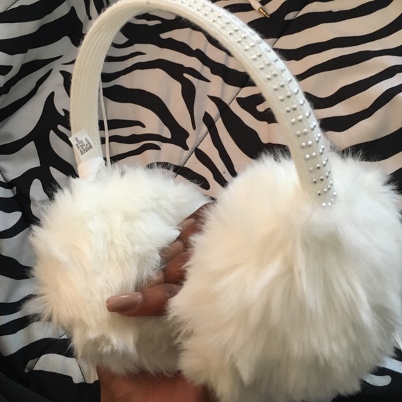 Headphone earmuffs - Picture 1 of 3