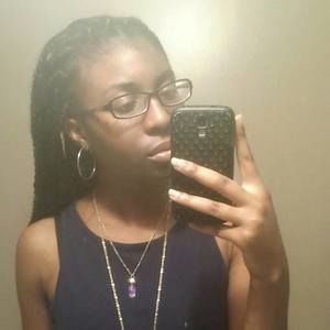 Meet your Posher, Andrea