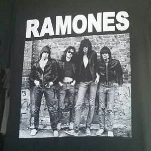 Ramones Tee