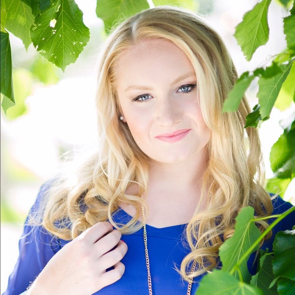 Meet your Posher, Katie - Picture 1 of 1