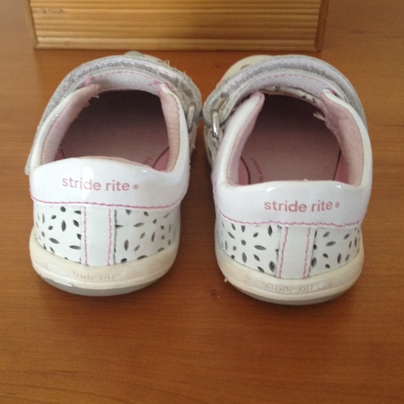 Stride Rite toddler Shoes - Picture 2 of 3