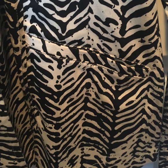 Jacket - Picture 4 of 4