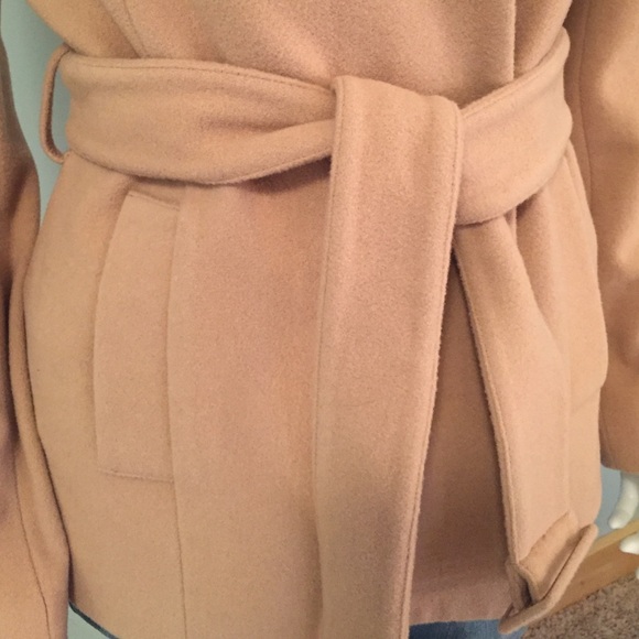 Cache Coat With Faux Fur - image 2