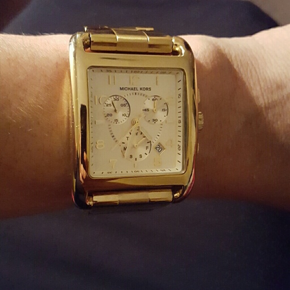 Watch - Picture 4 of 4
