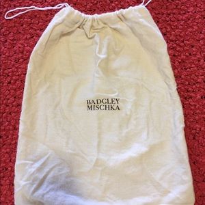 Drawstring badgley mischka travel shoe bag