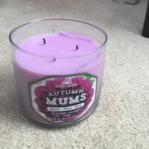 Autumn Mums Candle