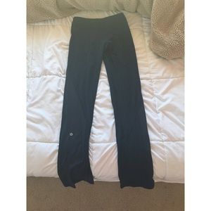 Lululemon navy, boot cut yoga pants, size 6
