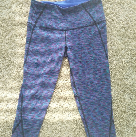 Victoria's Secret Knockout Crop Tight