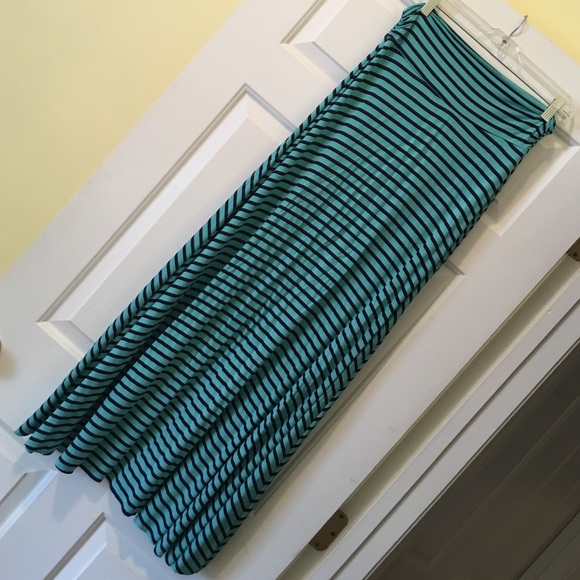 Renee C. (Stitch Fix brand) Maxi Skirt