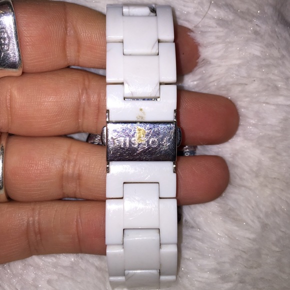 White Rhinestone Fossil Watch - Picture 3 of 4