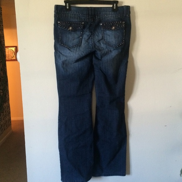 NWOT Rhinestone Jeans - Picture 3 of 4