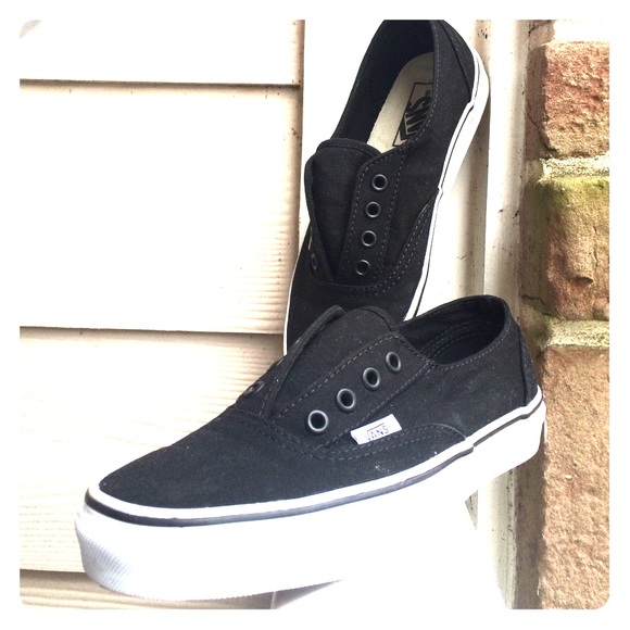 Black vans shoes