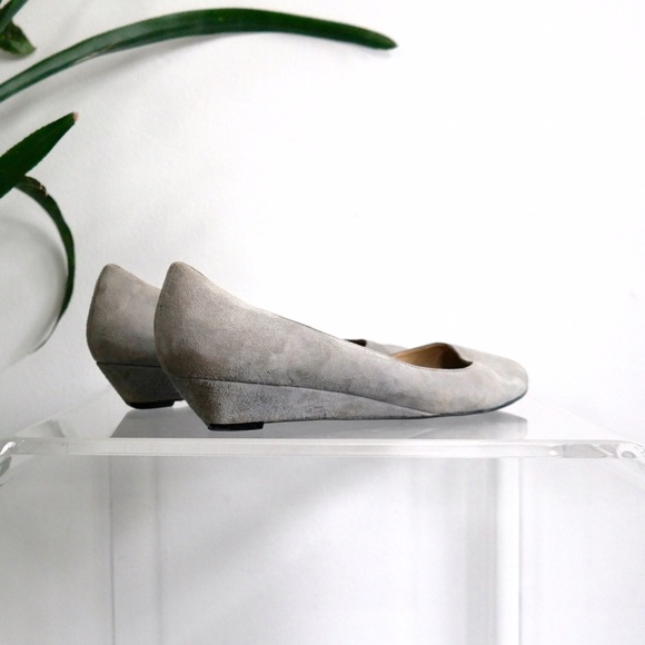 .sueded tiny wedge.