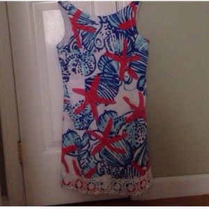 Lilly Pulitzer shift dress.      Size 12
