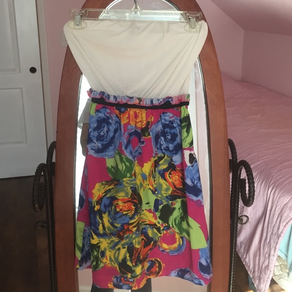 Floral strapless summer/spring dress