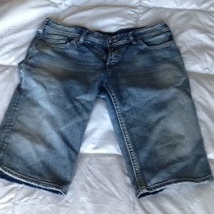 Bermuda silver shorts