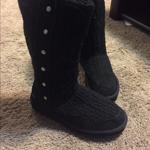 skechers knitted shoes