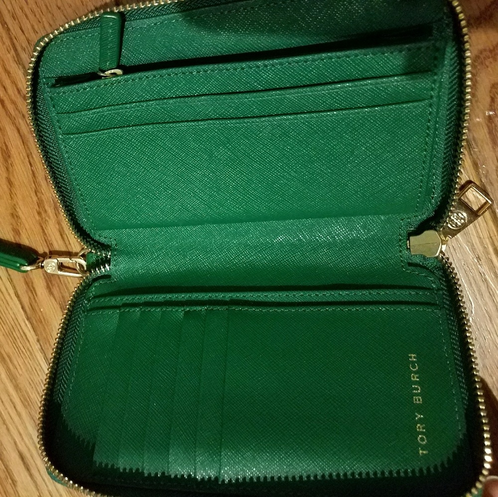 Tory Burch wallet - Picture 5 of 6