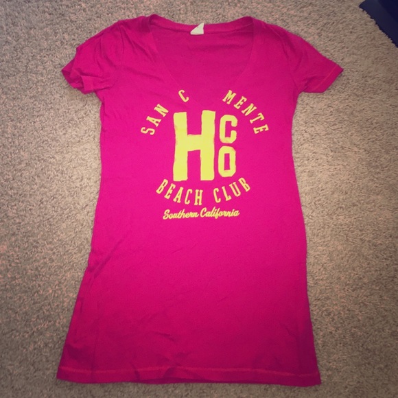 Hot pink hollister tank with bright yellow writing - Picture 1 of 2