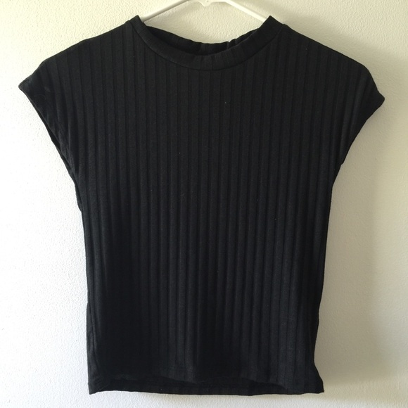 Black part see through cropped shirt