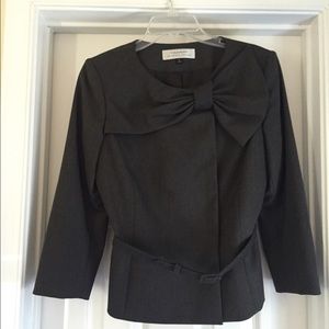 Tahari skirt suit